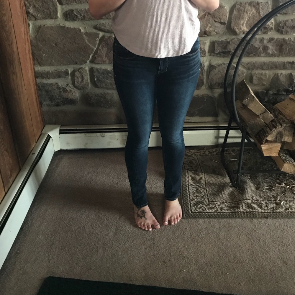 American Eagle skinny jeans ❌SOLD ON MERCARI❌